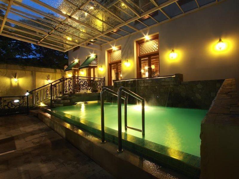 Aziza Syariah Hotel Solo By Horison מראה חיצוני תמונה