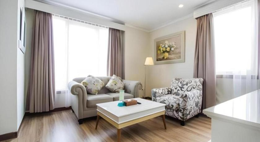 Aziza Syariah Hotel Solo By Horison מראה חיצוני תמונה